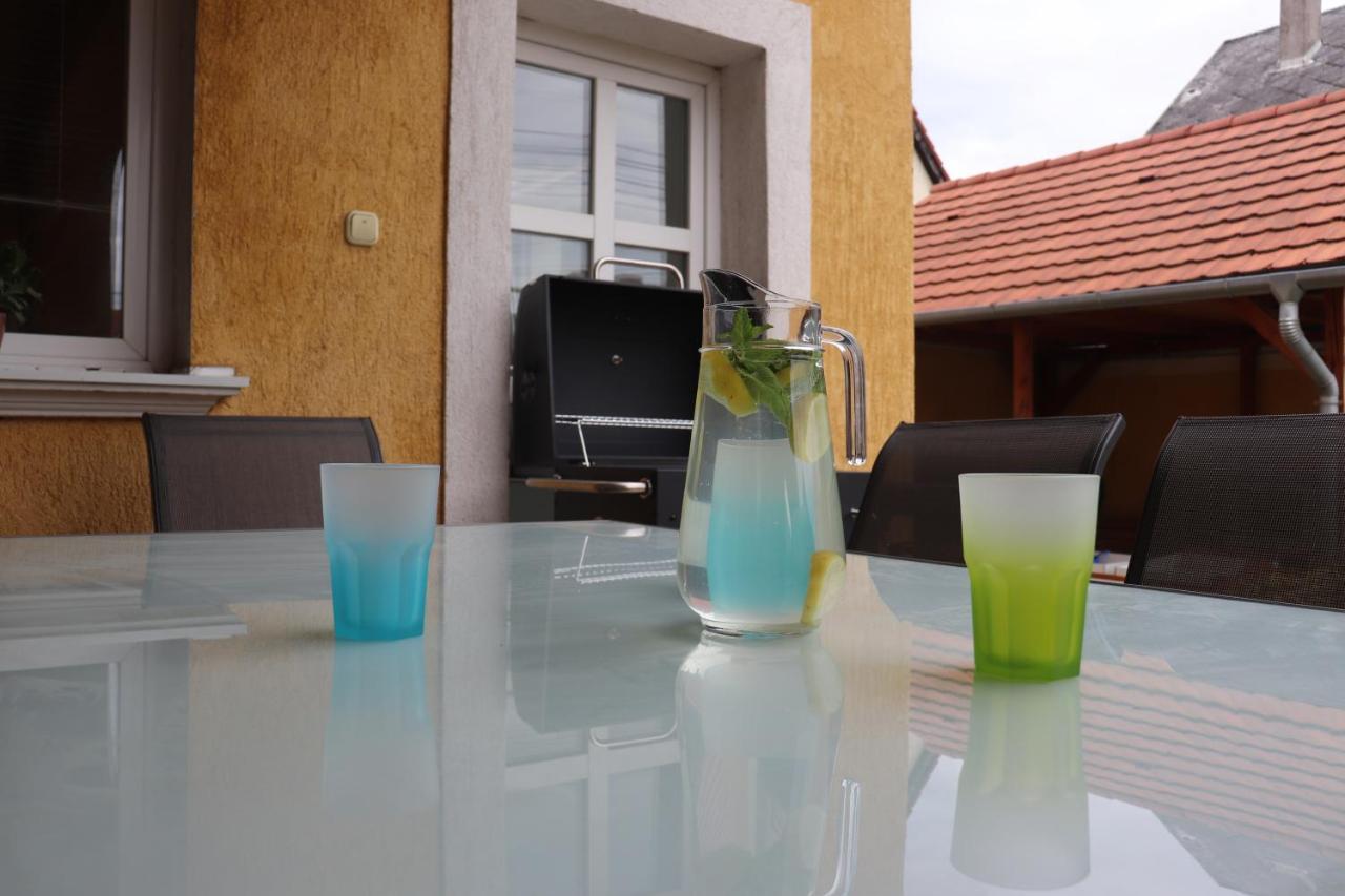 B6 Apartman Veszprem Luaran gambar